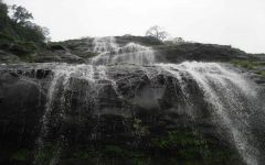 Tapeta india-waterfall.jpg