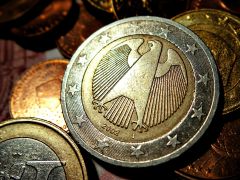 Tapeta german-2-euro-coins.jpg
